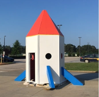 Red and blue rocketship play-set