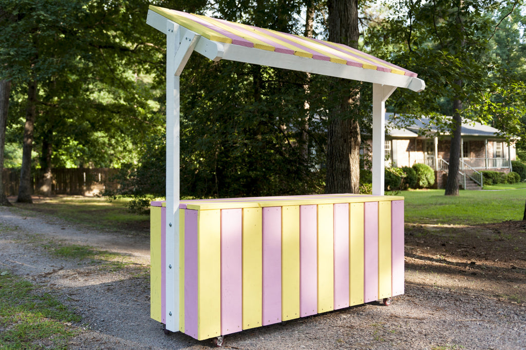 Colorful and detailed wooden lemonade stand